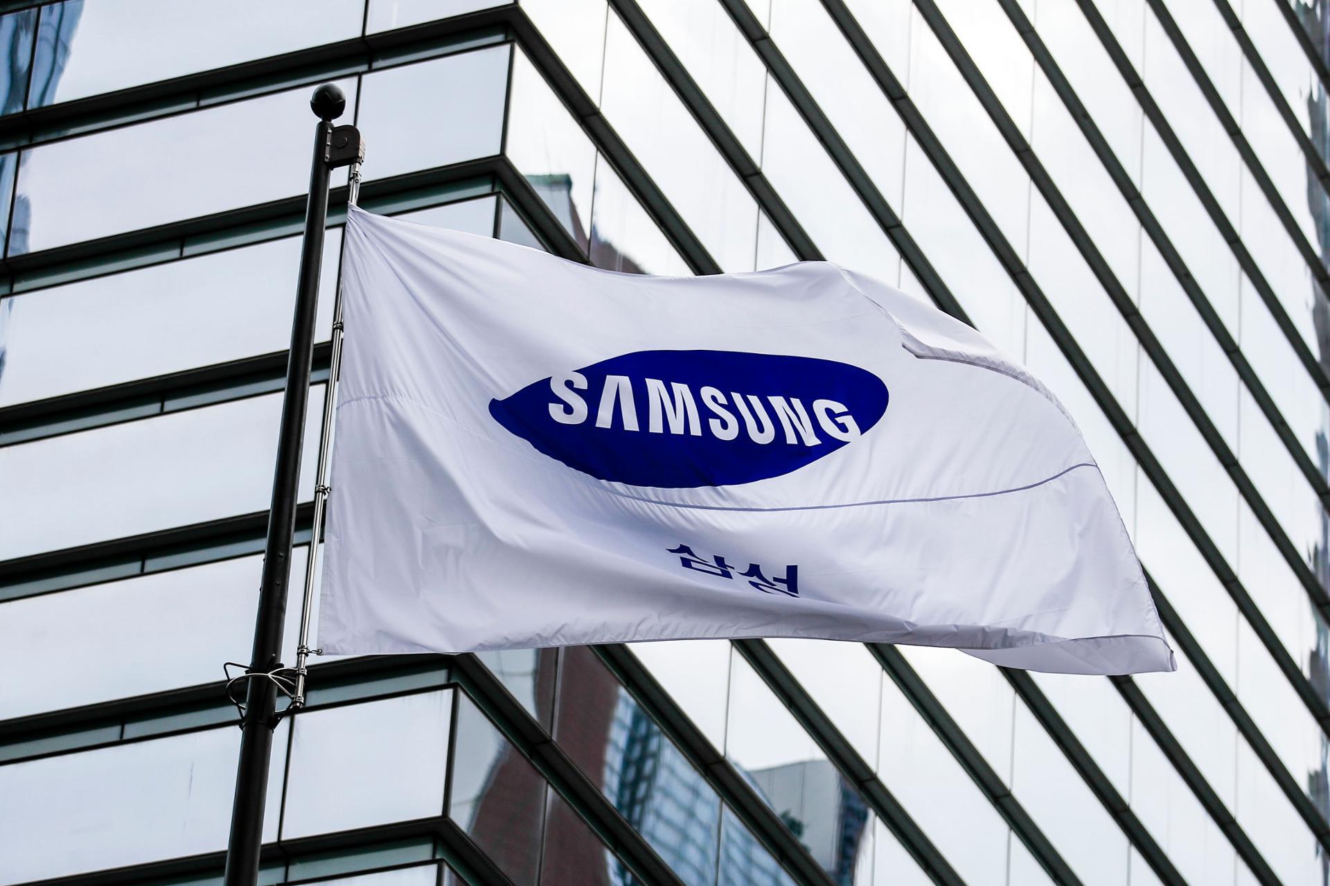 Samsung Electronics' unionized workers to resume talks with management
